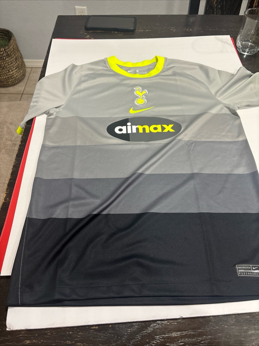 NWT Nike Tottenham Air Max Jersey Youth Unisex shirt Sz XL